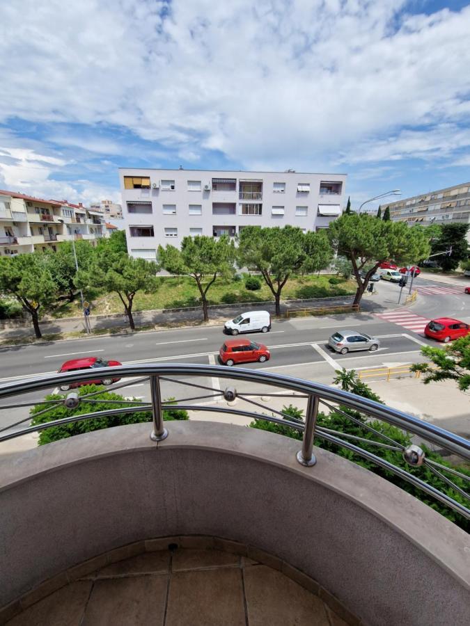 Apartment Split Karoglan Екстериор снимка