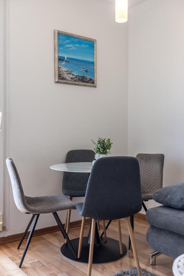 Apartment Split Karoglan Екстериор снимка