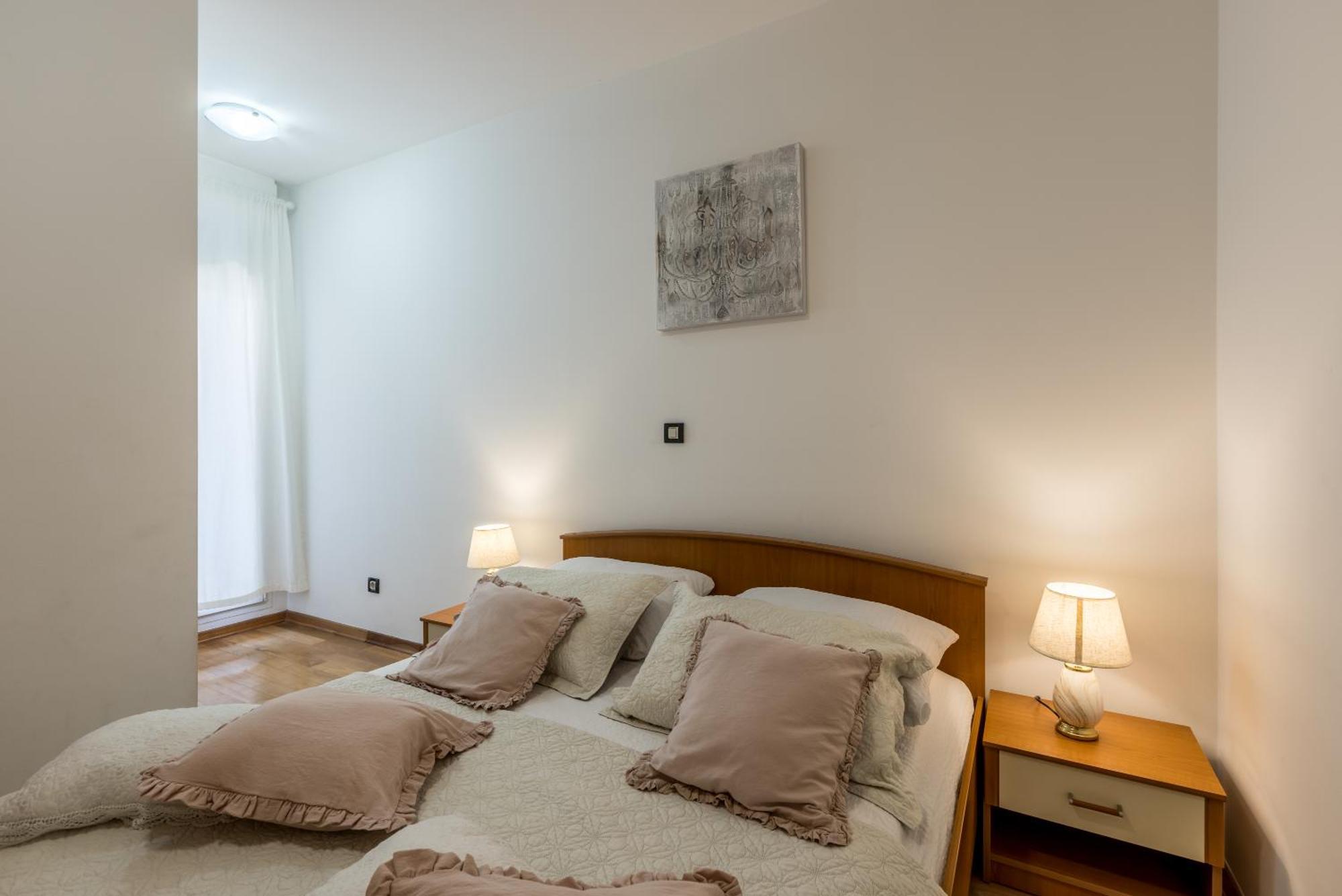 Apartment Split Karoglan Екстериор снимка